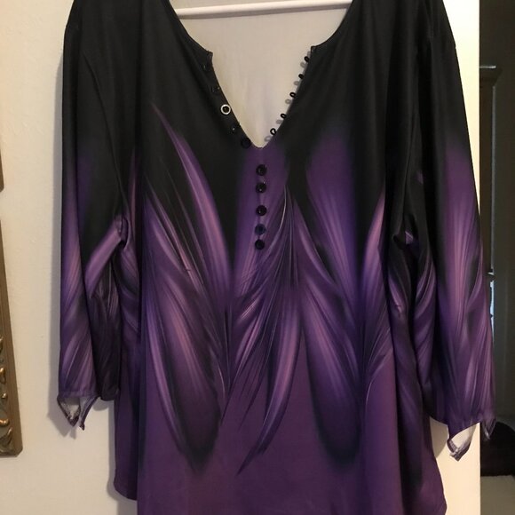 Temu tunic, size 3X, lovely purple feathery pattern. Light and beautiful. - Picture 3 of 14
